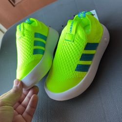 Adidas Toddler Size 9 