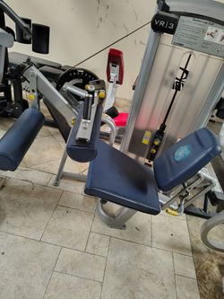 Cybex vr3 commercial gym equipment leg curl and back row workout fitness machine