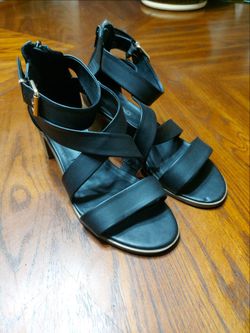 Size 8w sandals