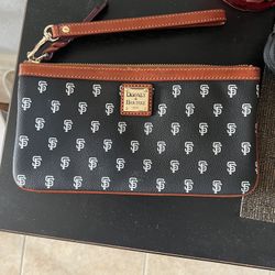 Dooney & Bourke SF Giants Wristlet 