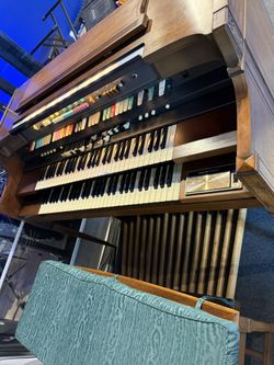 Hammond Organ 