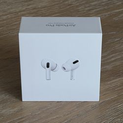 AirPods Pro 1 with Wireless Charging Case