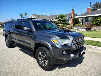 TRD SPORT 2018 TACOMA TÍTULO LIMPIO 58K MILLAS