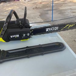 Se vende motosierra de batería 20 in