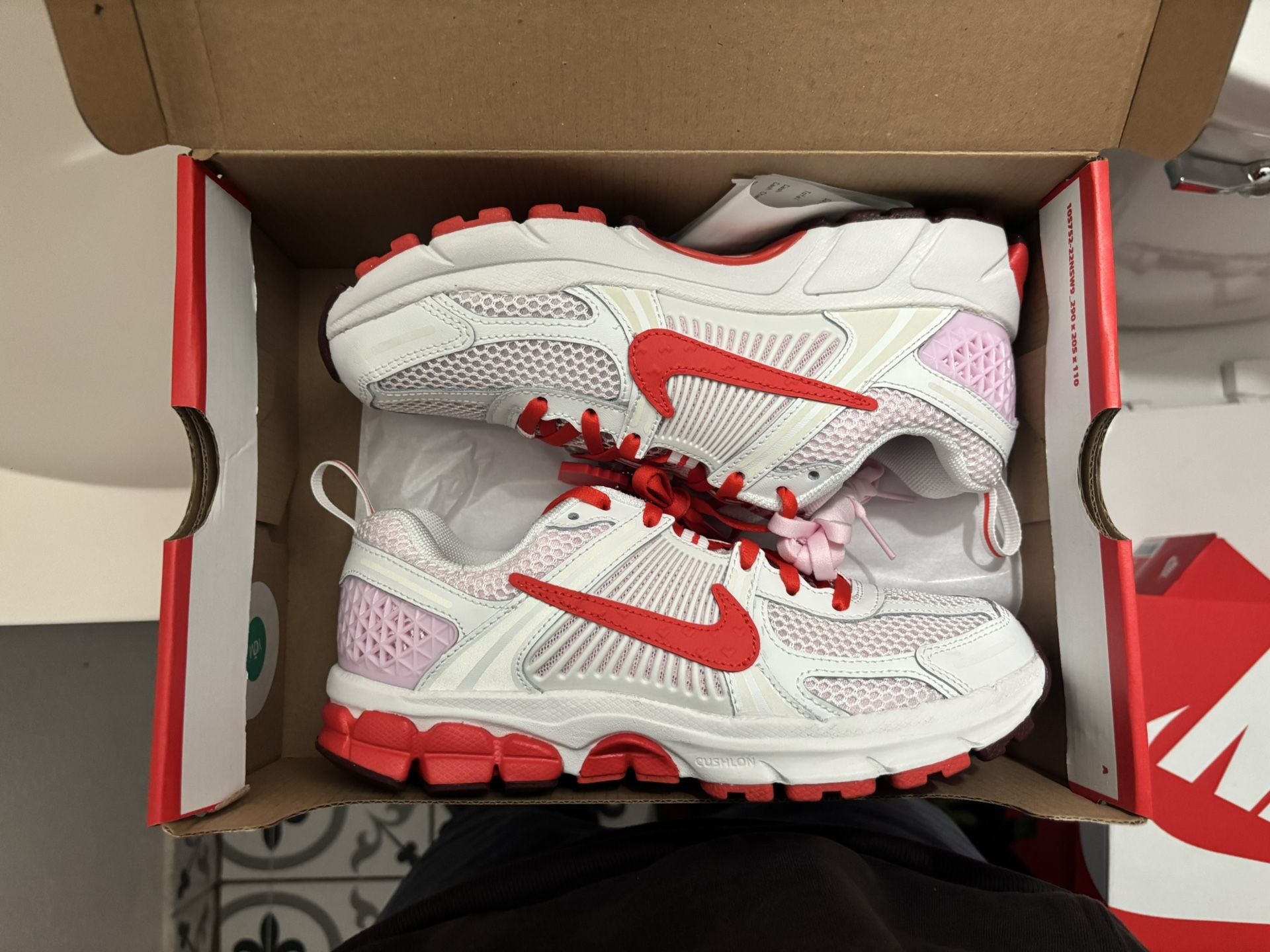 Ds Nike Air Vomero 5 Valentines Day Size 5y