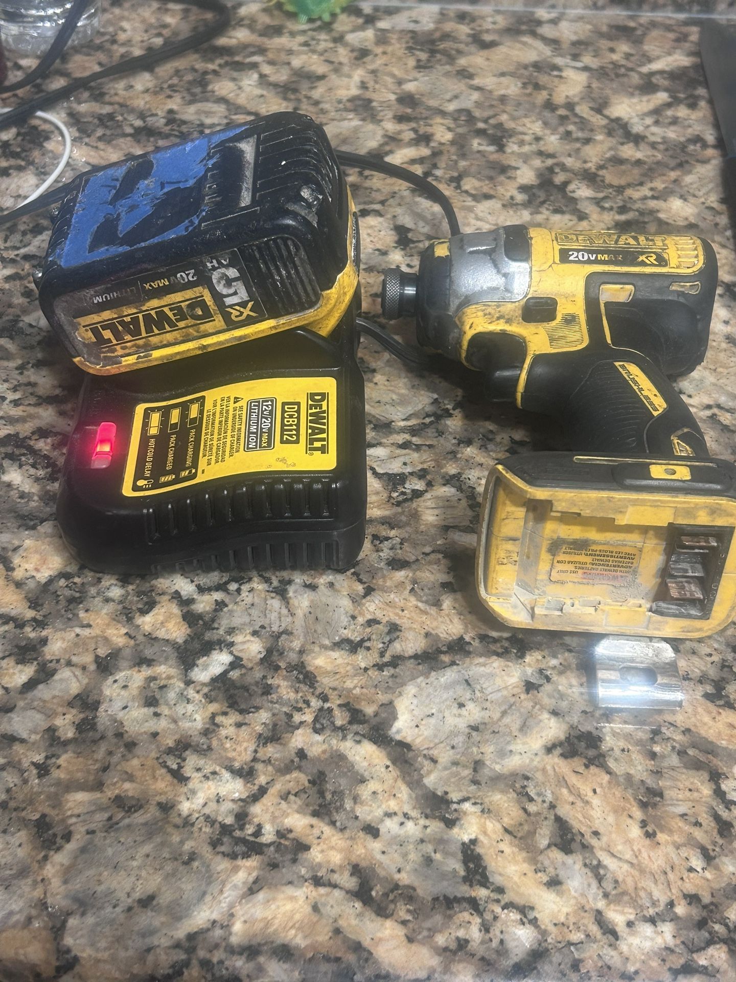 Dewalt 20v Impact Drill Xr Battery And Charger