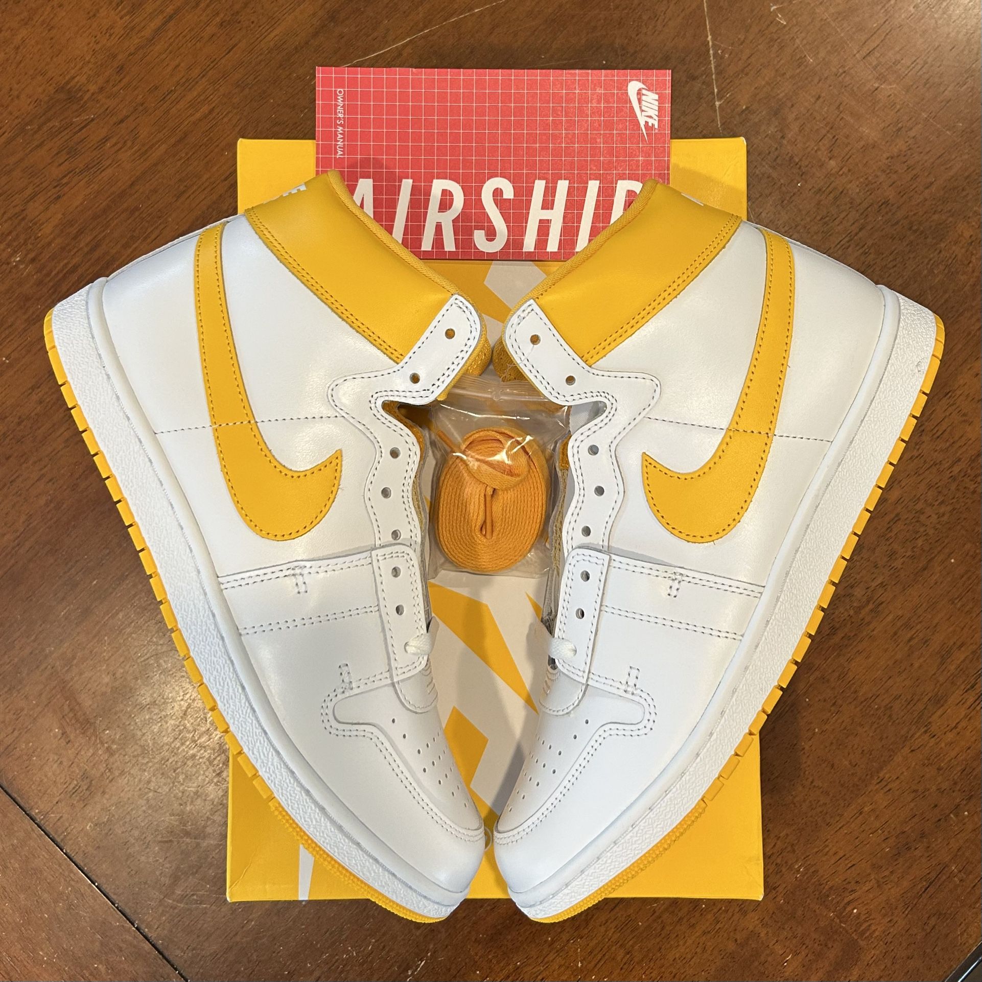 Jordan Air Ship PE SP ‘University Gold’
