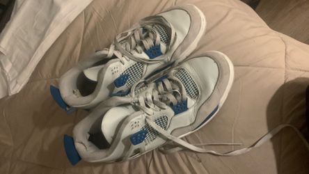 Jordan 4s