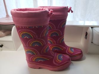 Rain Boots
HATLEY SIZE 1. GIRLS 6,7,8 YEARS OLD, USED LIKE NEW 