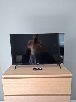 Onn TV (Like New)