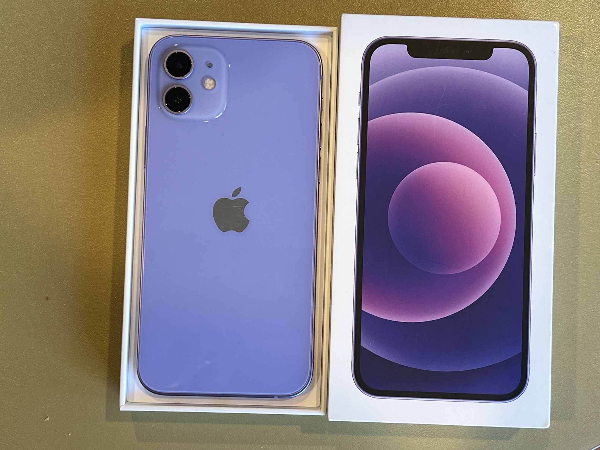 iPhone 12 Purple 256GB Apple Unlock Version 98% Battery Health