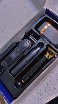 Black/Gold 4 piece Men’s Groomer Kit (+ extra)