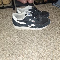 Reebok Classics Size 4Y