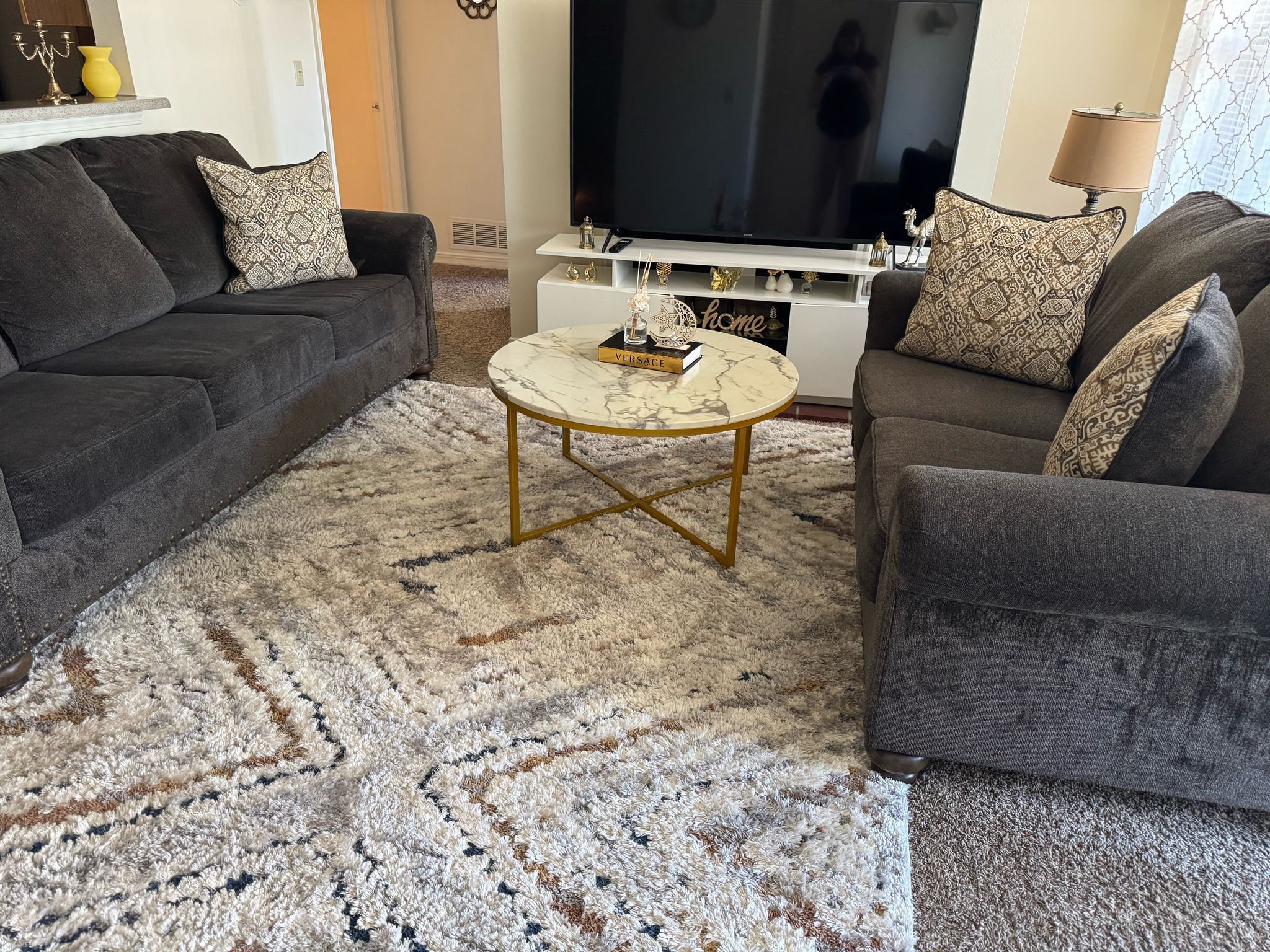 Beautiful Matching sofa and loveseat ( light brown)