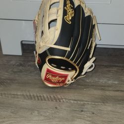 Rawlings Heart of the hide 12.5" contour fit r2g baseball glove