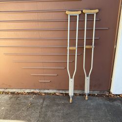 Used Old Crutches Free