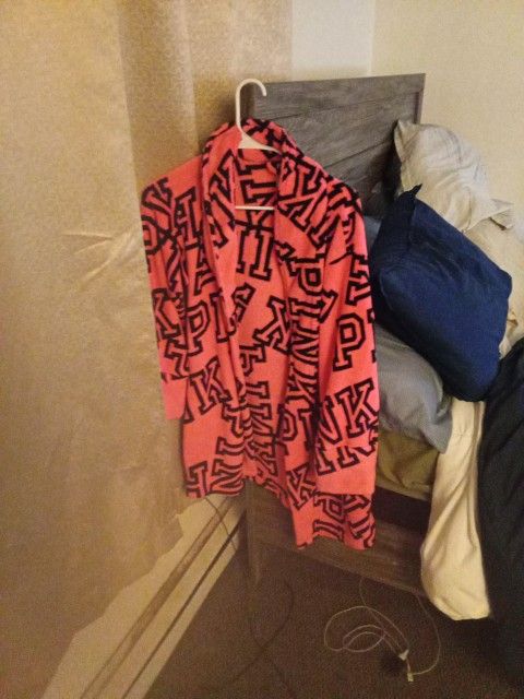 Women's PINK bathrobe
