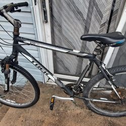 Trek 820