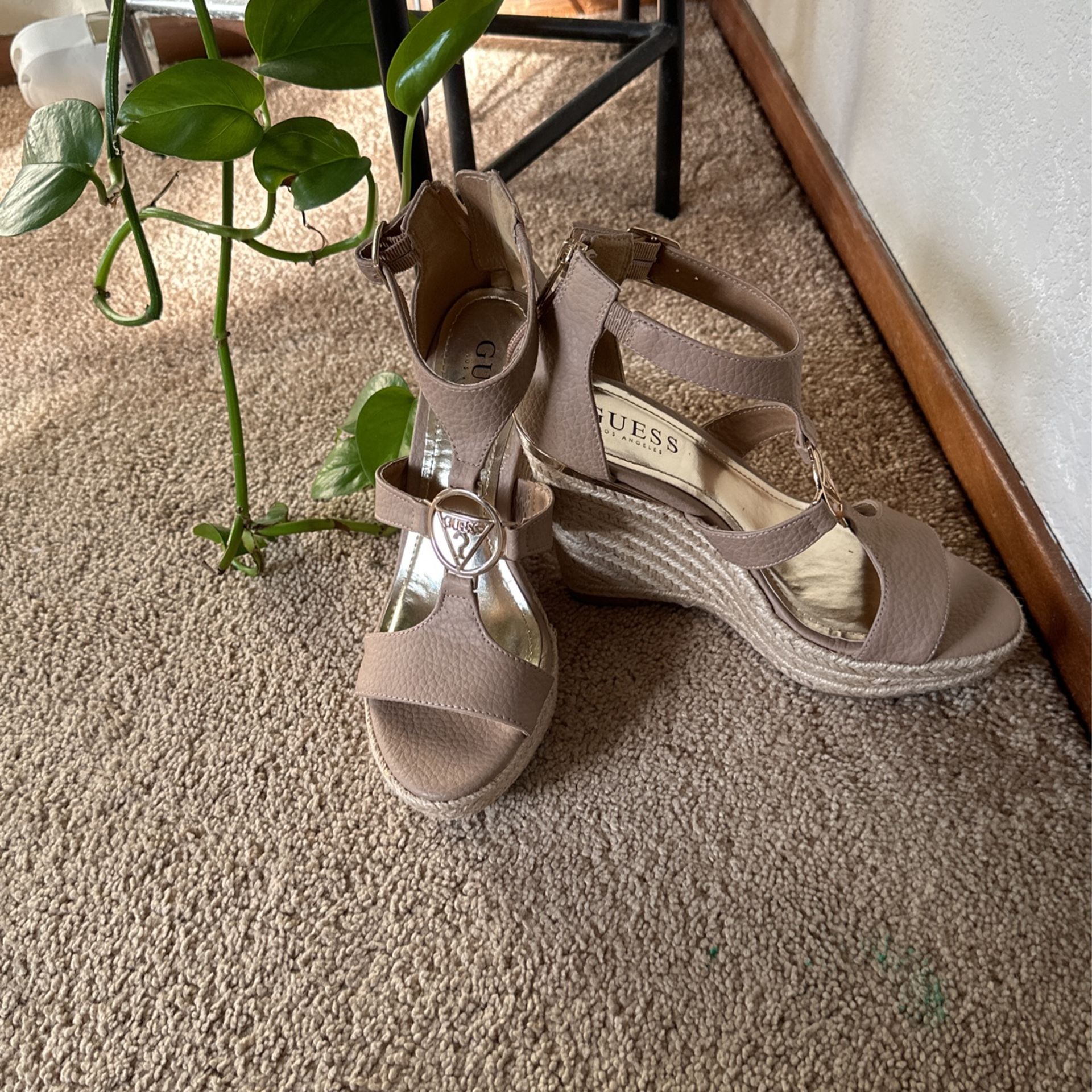 Guess Wedges