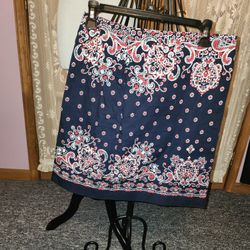Talbot Size 4 Skirt With Zipper Side