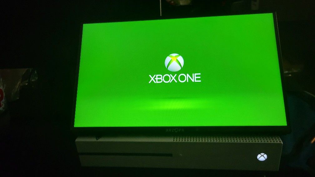 ARZOPA Portable Monitor 2K, 13.3'' HDR XBOX PS5 LAPTOP ANDROID DEX IPHONE COMPATIBLE