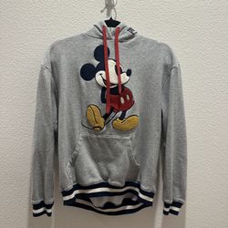 Walt Disney World Embroidered Mickey Hoodie Adult Grey Raised Fleece - Small