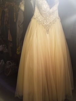 Quinciañera dress sweet 16