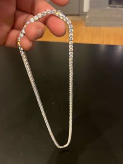Diamond tennis chain