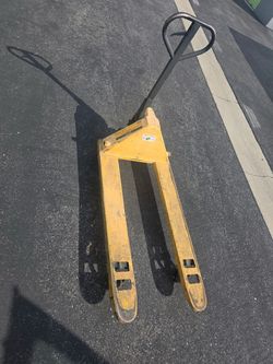 Uline pallet Jack 5500lbs