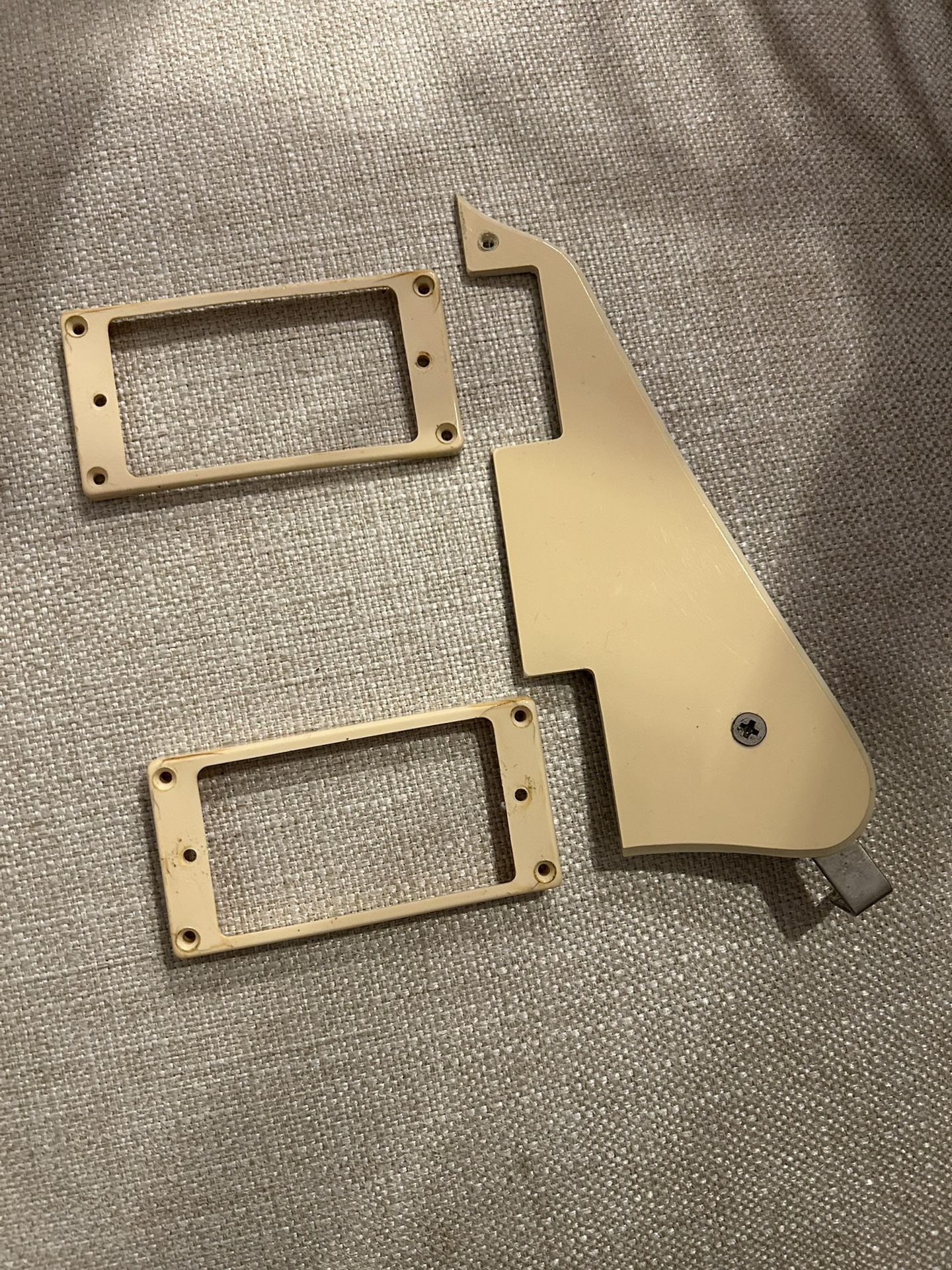 Epiphone Cream Pickup rings & Pickguard Bundle