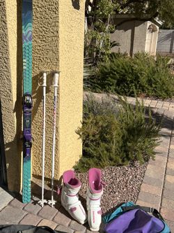 Used Juniors Or Women’s Snow Skis, Boots And Poles And Bags