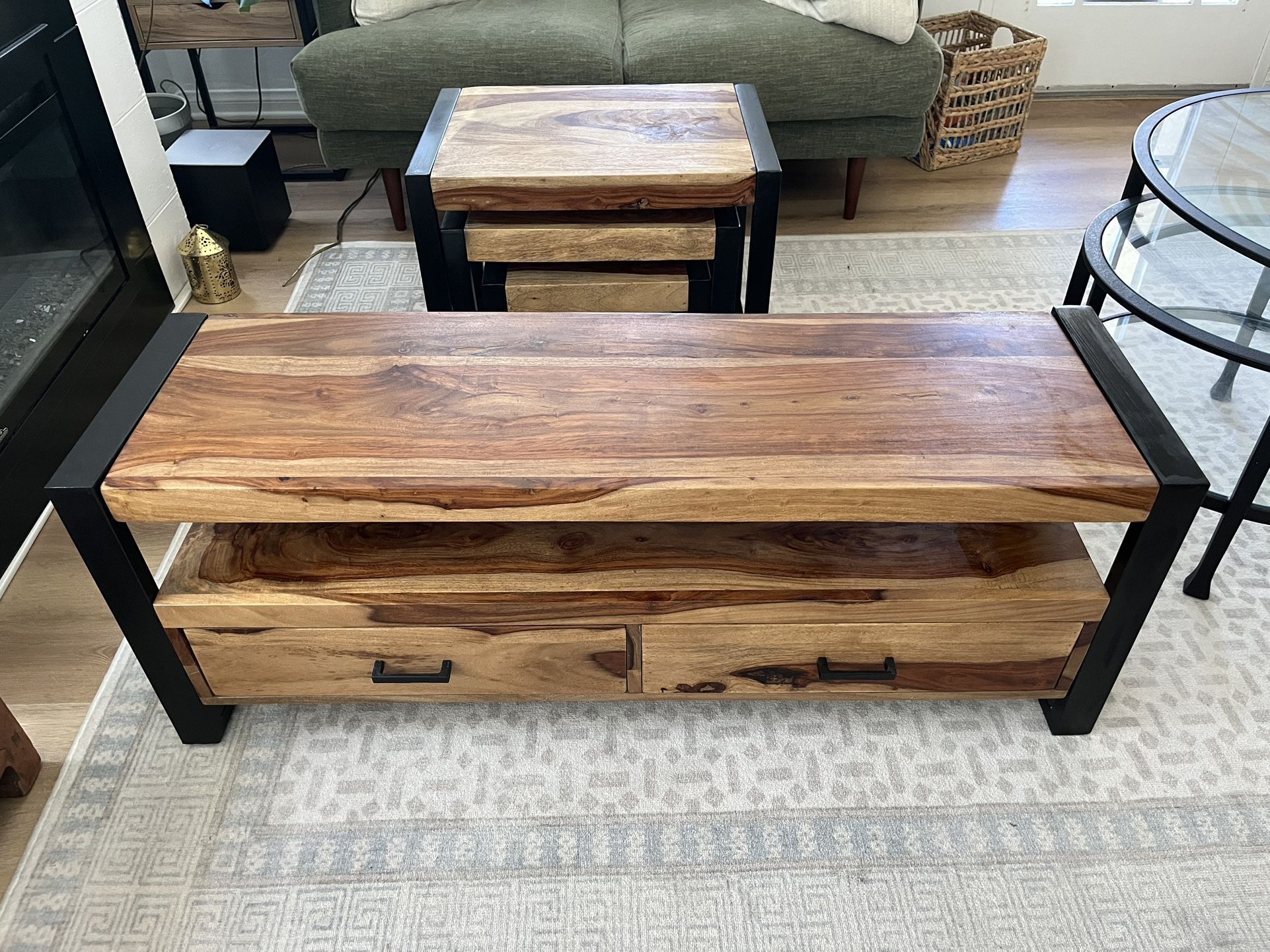 TV stand + 3 End Tables