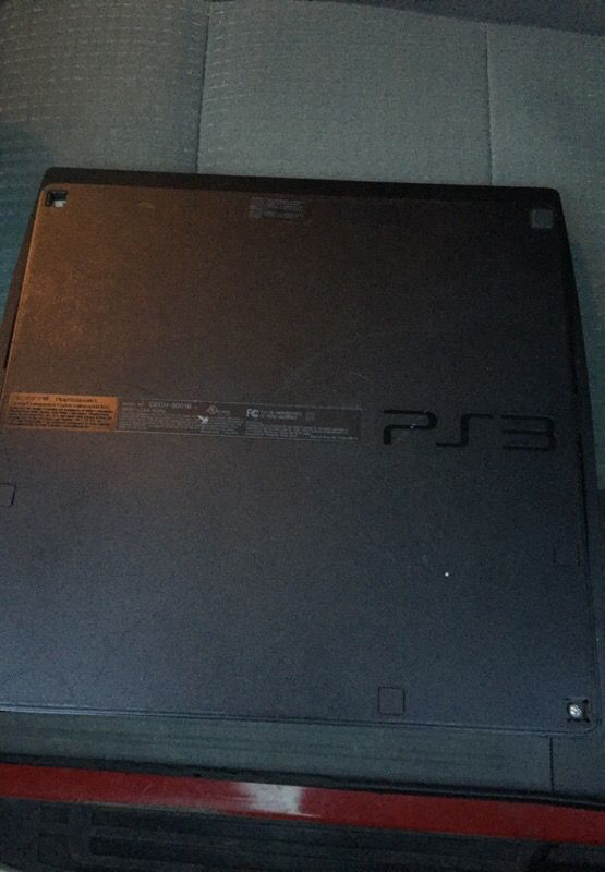 PS3 with games ! Plus controller !