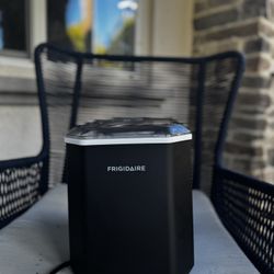 Frigidaire Nugget Ice Maker 