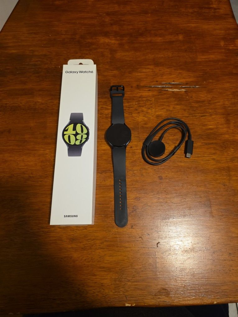 Samsung Galaxy Watch 6 Gray 44MM