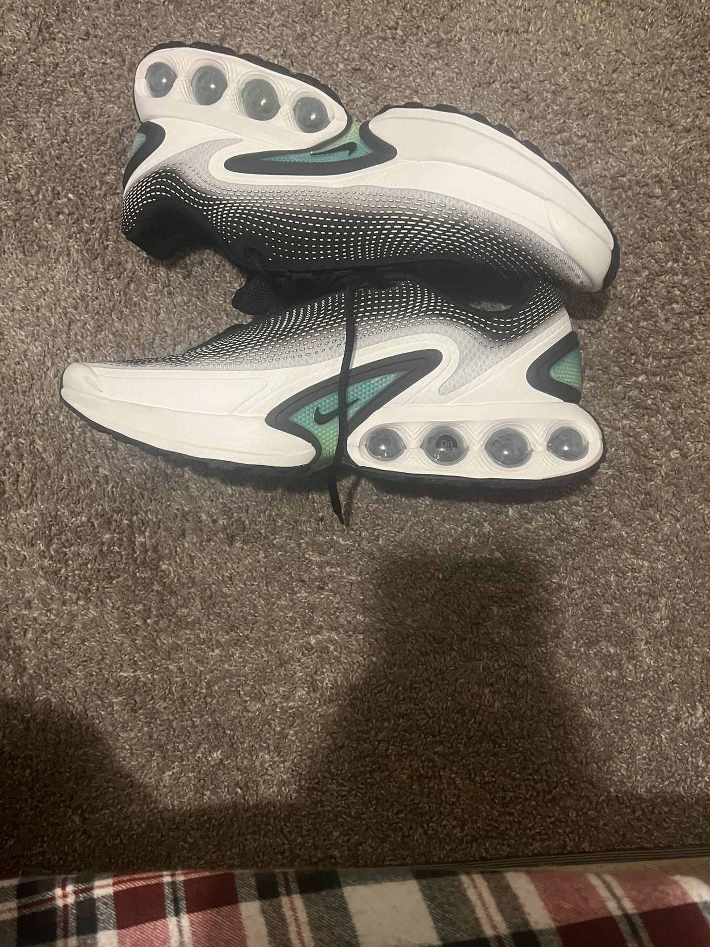 White Black And Green Air Maxs
