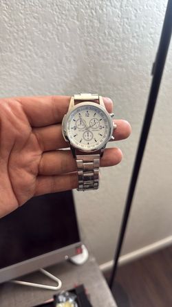 Silver Chronograph Watch with Tachymetre Bezel