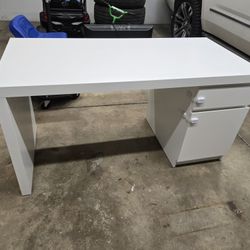 Ikea MALM computer Desk