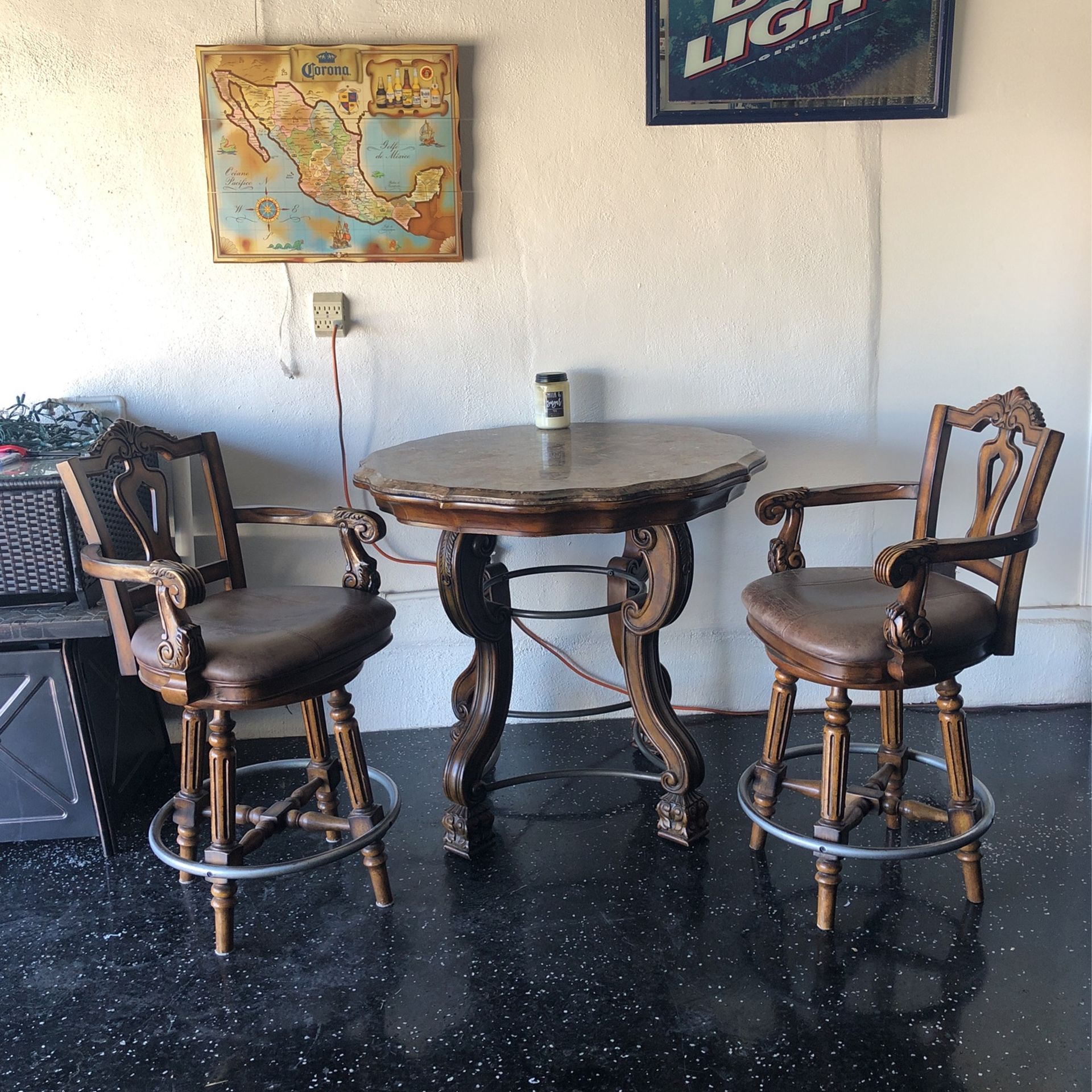 Bar Stools & Table For $ale