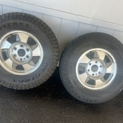 Selling a full set of 4 stock Chevy 16” wheels. 6 lug pattern (fits Tahoe, Silverado, Suburban, GMC Sierra/Yukon).  Tires included (mixed brands – sti