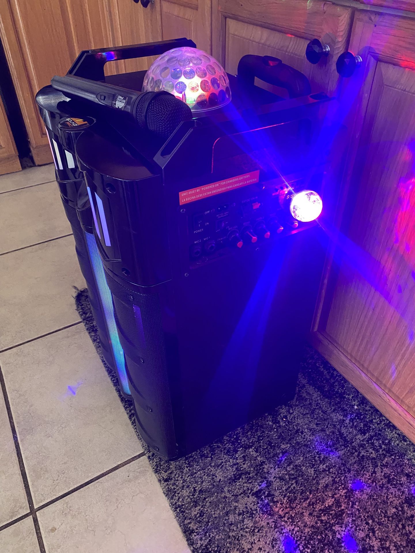 Karaoke machine with wireless mic