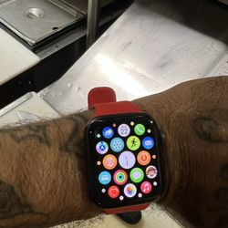 Apple Watch Series 7 Product Red 