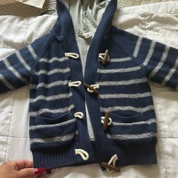 3t Gap Sweater 