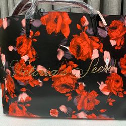Victoria's Secret Limited Edition Large Red Floral Rose Tote Bag for Sale  in San Diego, CA - OfferUp