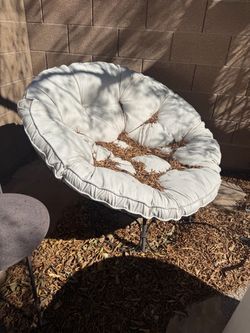 Bowl chairs