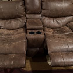Jerome’s Reclining Love Seat