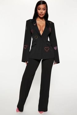 Fashion nova black blazer outfit