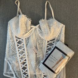 Victoria’s Secret Angel Halloween Corset With leggings 