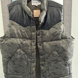 True Religion vest : New With Tags XXL 