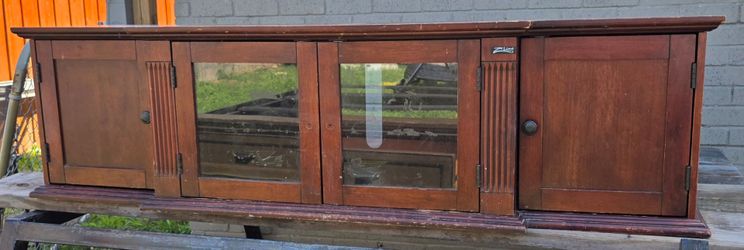 Vintage stand_credenza